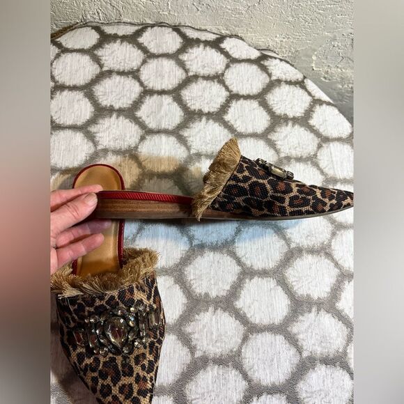 Leopard Print by Crown Vintage Embellished Mules: Emmereth, size 8.5,  preloved - Picture 2 of 9